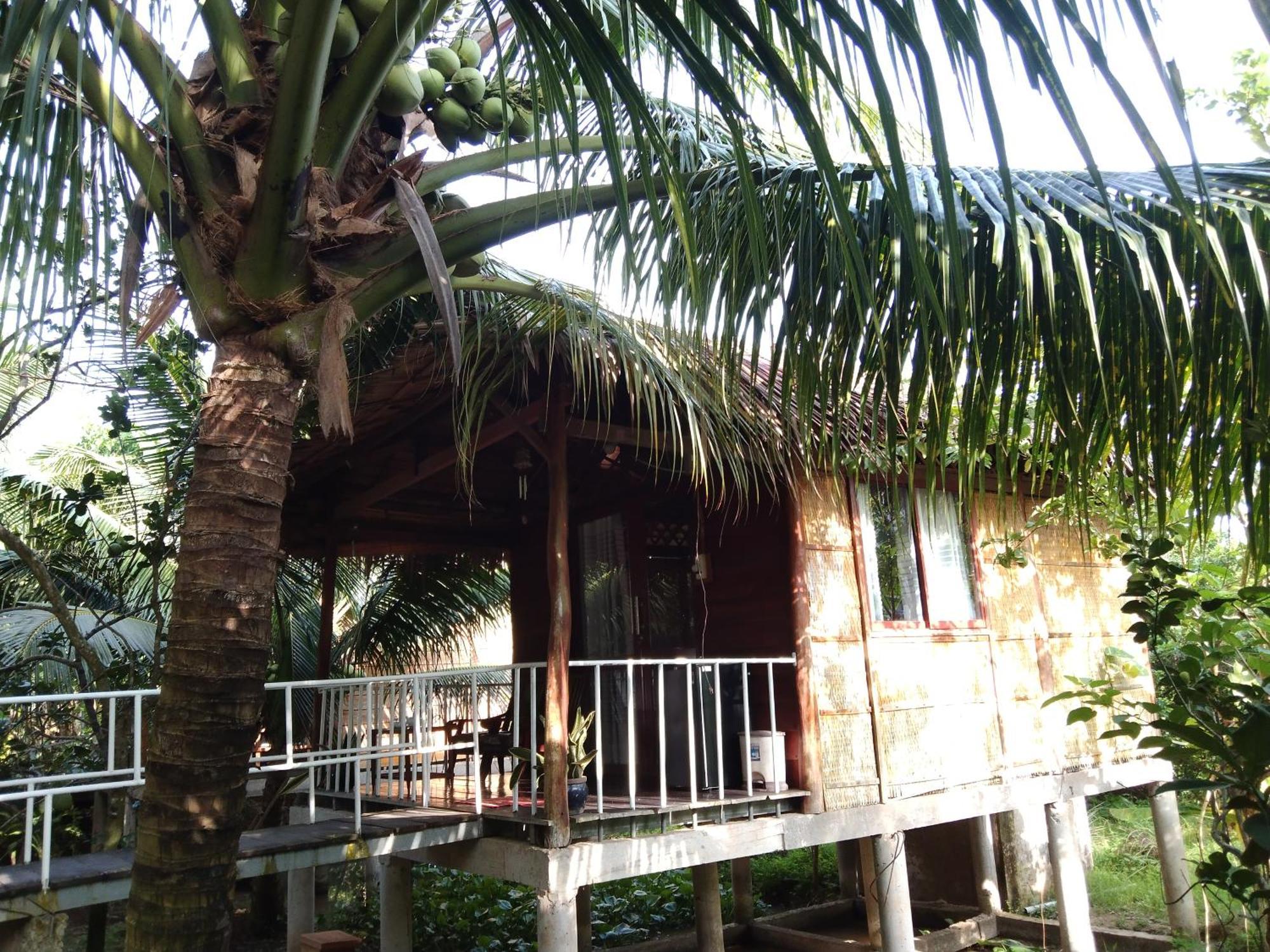Quoc Phuong Riverside Homestay Ben Tre Exterior photo