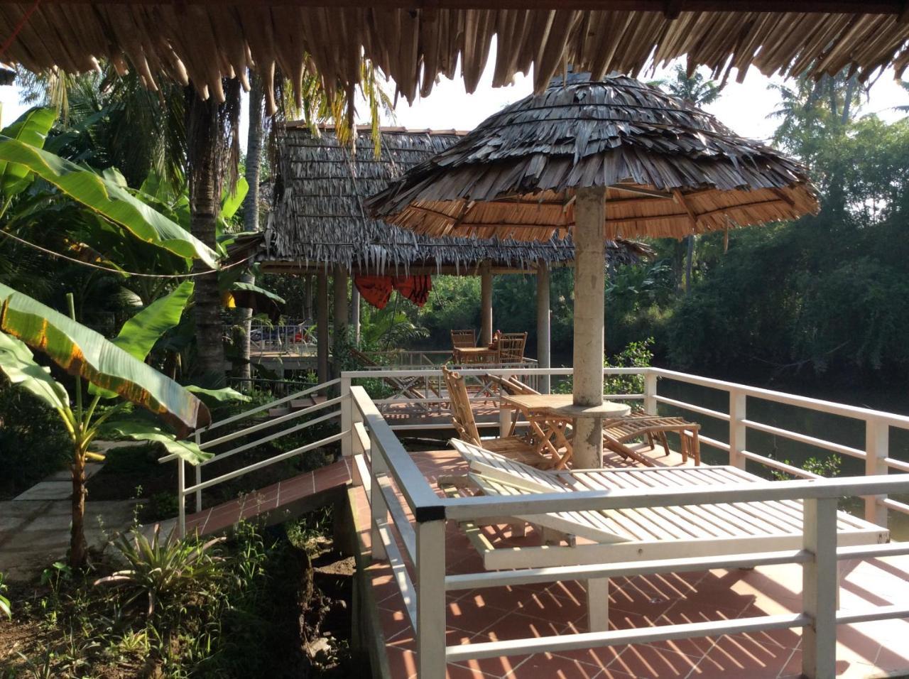 Quoc Phuong Riverside Homestay Ben Tre Exterior photo