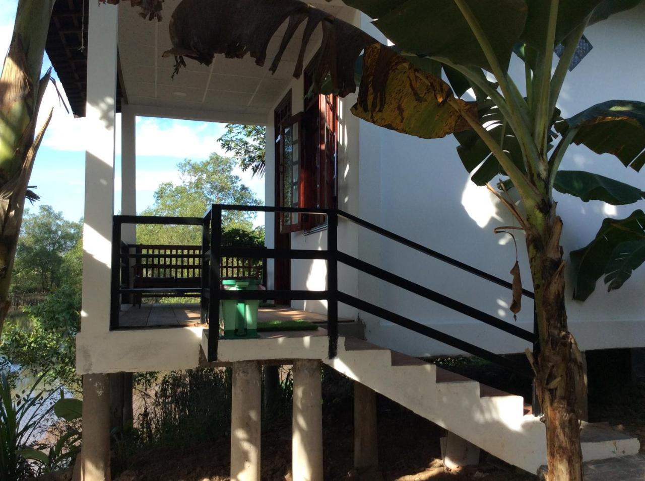 Quoc Phuong Riverside Homestay Ben Tre Exterior photo