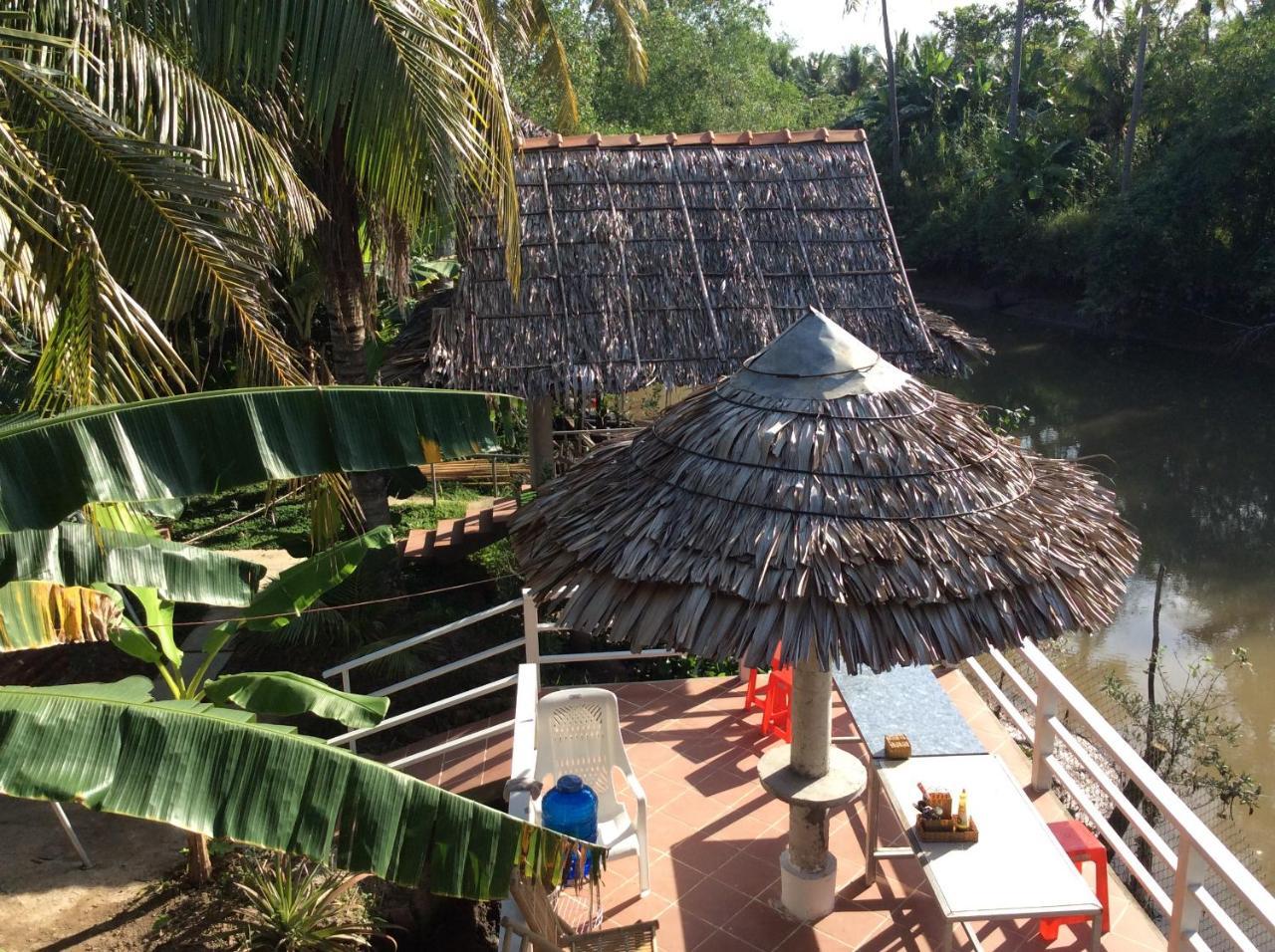 Quoc Phuong Riverside Homestay Ben Tre Exterior photo